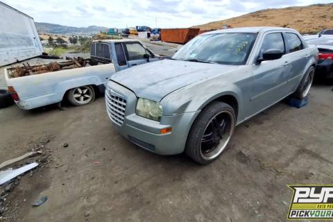 Photo of 2005 Chrysler 300