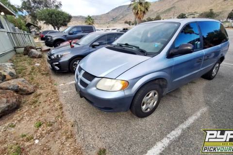 Photo of 2003 Dodge Caravan