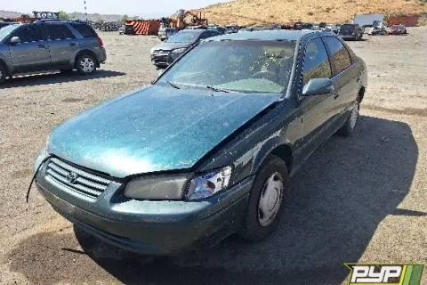 Photo of 1999 Toyota Camry