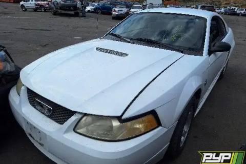 Photo of 1999 Ford Mustang