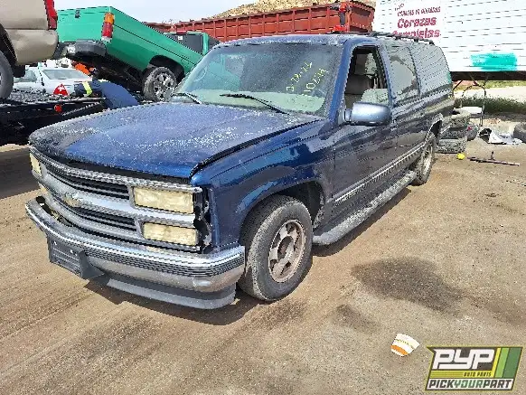 Photo of 1999 Chevrolet C1500 Suburban