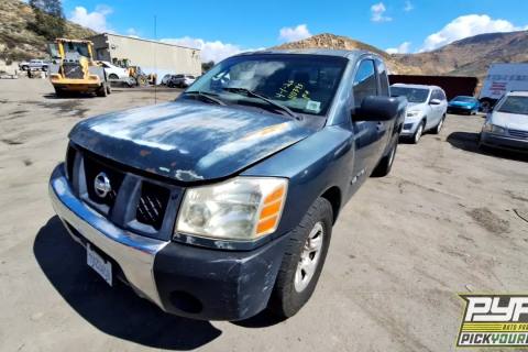 Photo of 2005 Nissan Titan