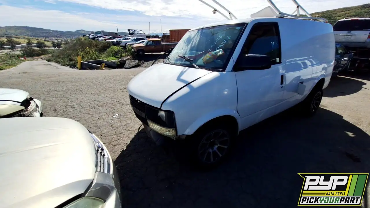 Photo of 2004 Chevrolet Astro