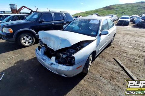 Photo of 2003 Hyundai Elantra