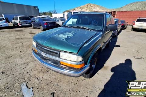 Photo of 2000 Chevrolet Blazer