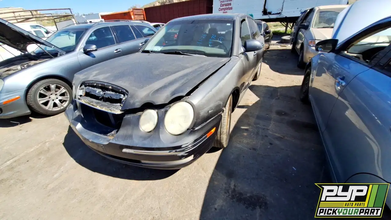 Photo of 2005 Kia Amanti