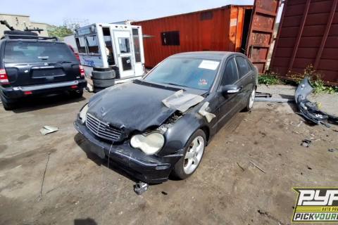 Photo of 2004 Mercedes-Benz C230
