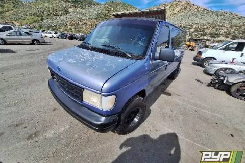 Photo of 1995 Ford E-150 Econoline Club Wagon