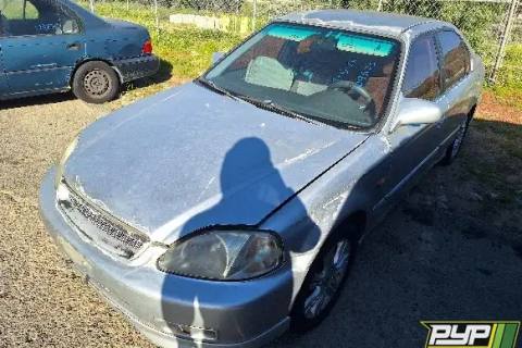 Photo of 1999 Honda Civic