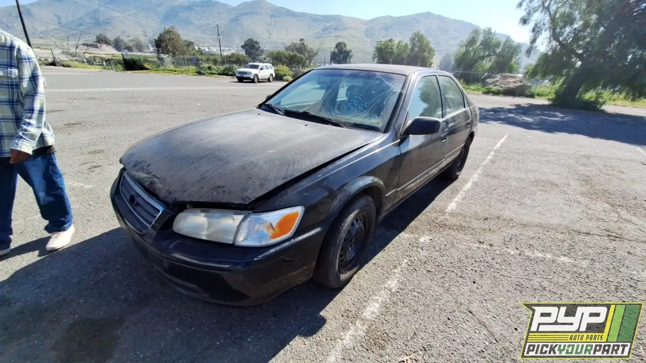 Photo of 2000 Toyota Camry