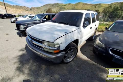 Photo of 2004 Chevrolet Tahoe