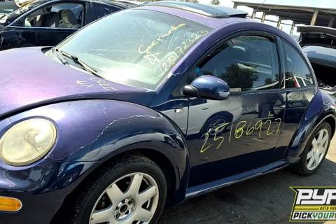 Photo of 2003 Volkswagen Beetle