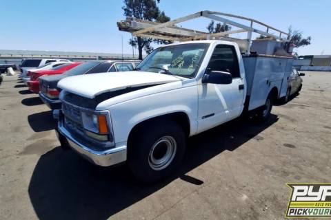 Photo of 2000 Chevrolet Silverado 2500