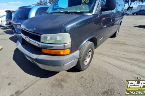 Photo of 2004 Chevrolet Express 2500