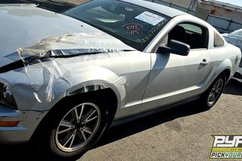 Photo of 2005 Ford Mustang