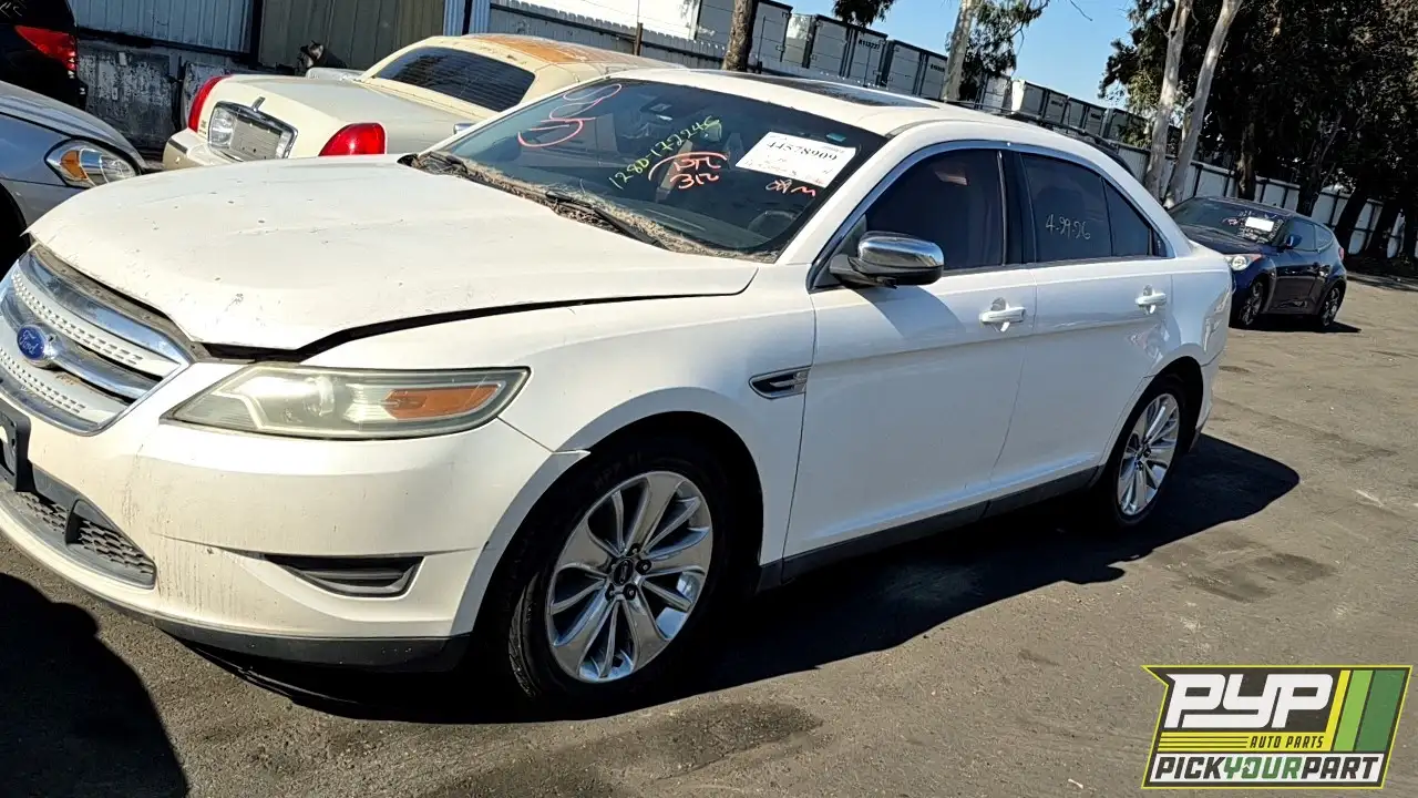 Photo of 2011 Ford Taurus
