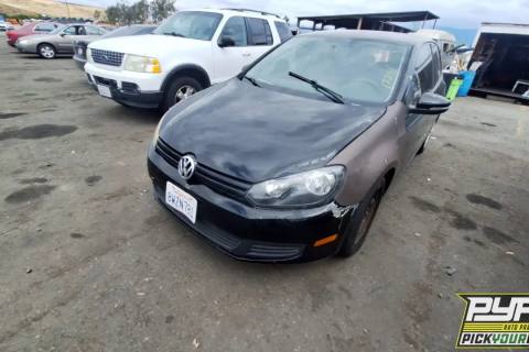 Photo of 2010 Volkswagen Golf