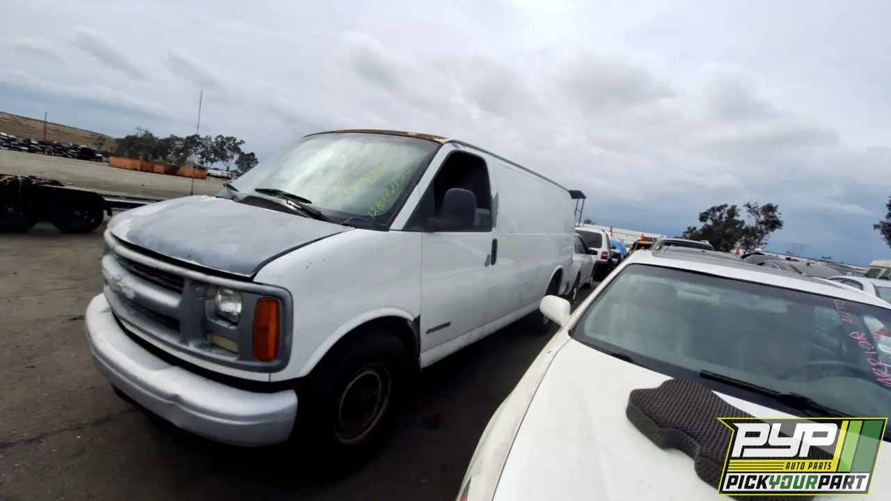 Photo of 2001 Chevrolet Express 3500