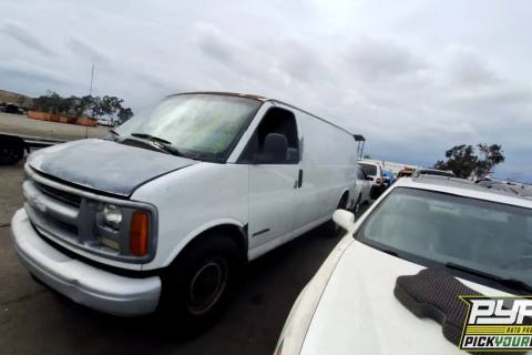 Photo of 2001 Chevrolet Express 3500