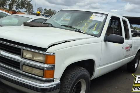 Photo of 1996 Chevrolet C1500