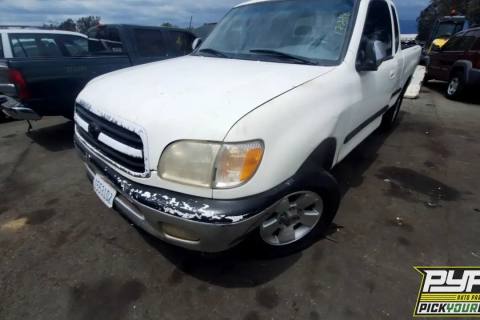 Photo of 2000 Toyota Tundra
