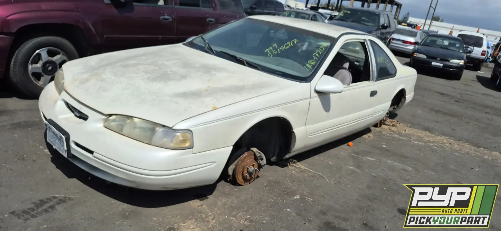 Photo of 1996 Ford Thunderbird