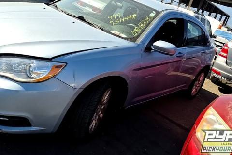 Photo of 2013 Chrysler 200