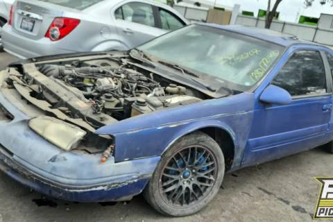 Photo of 1997 Ford Thunderbird