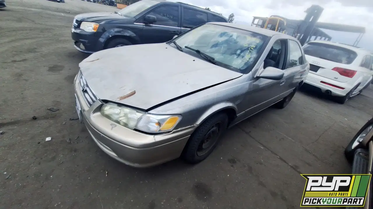 Photo of 2000 Toyota Camry