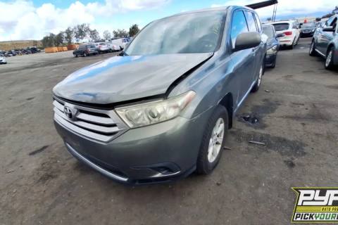 Photo of 2013 Toyota Highlander