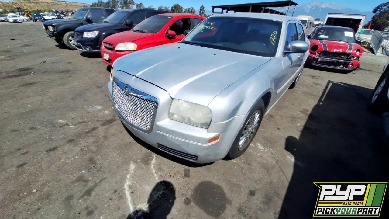 Photo of 2005 Chrysler 300