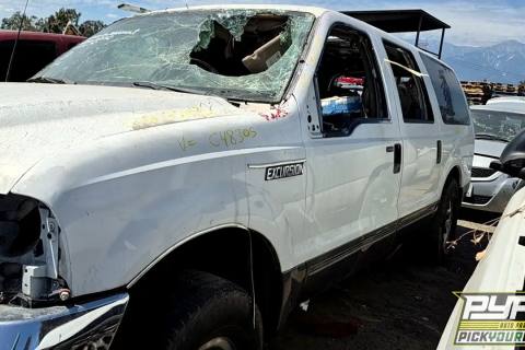 Photo of 2003 Ford Excursion