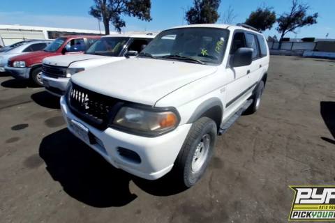 Photo of 2002 Mitsubishi Montero Sport