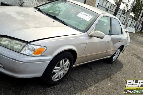 Photo of 2001 Toyota Camry