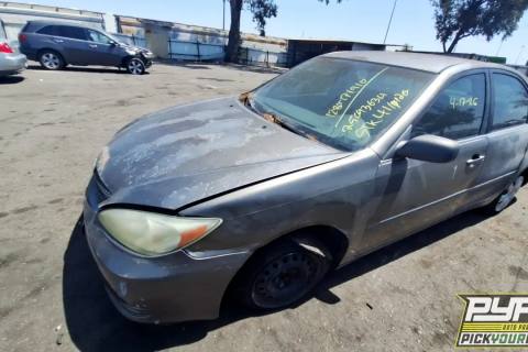 Photo of 2004 Toyota Camry