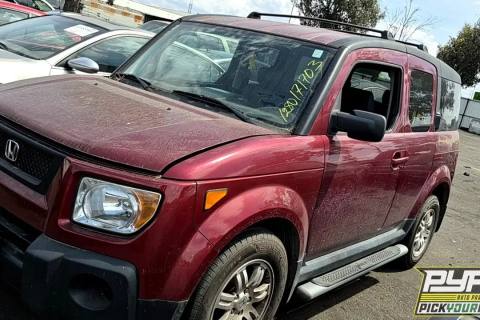 Photo of 2006 Honda Element