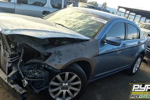 Photo of 2011 Chrysler 200