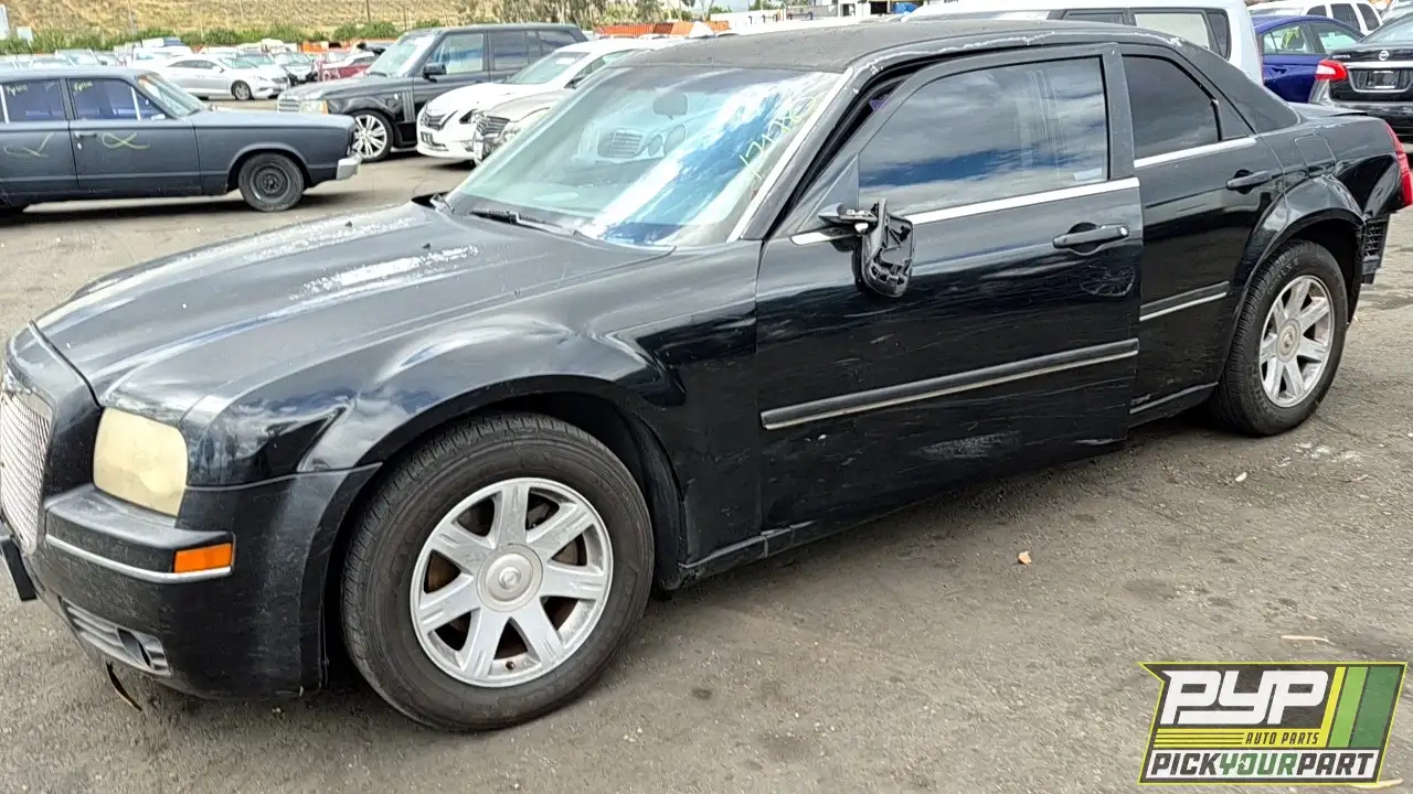 Photo of 2005 Chrysler 300