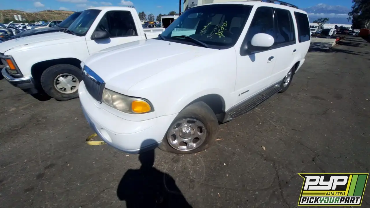 Photo of 2001 Lincoln Navigator