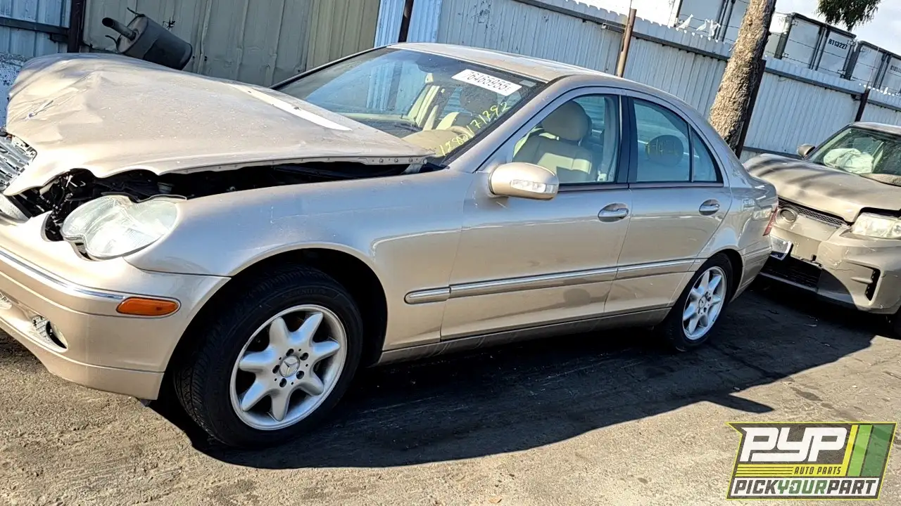 Photo of 2002 Mercedes-Benz C320