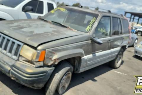 Photo of 1997 Jeep Grand Cherokee
