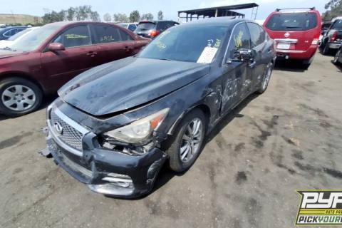 Photo of 2015 Infiniti Q50