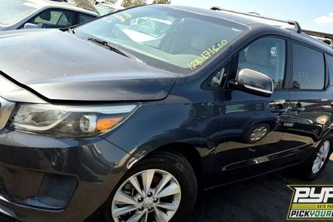 Photo of 2015 Kia Sedona