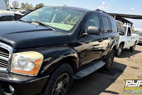 Photo of 2005 Dodge Durango