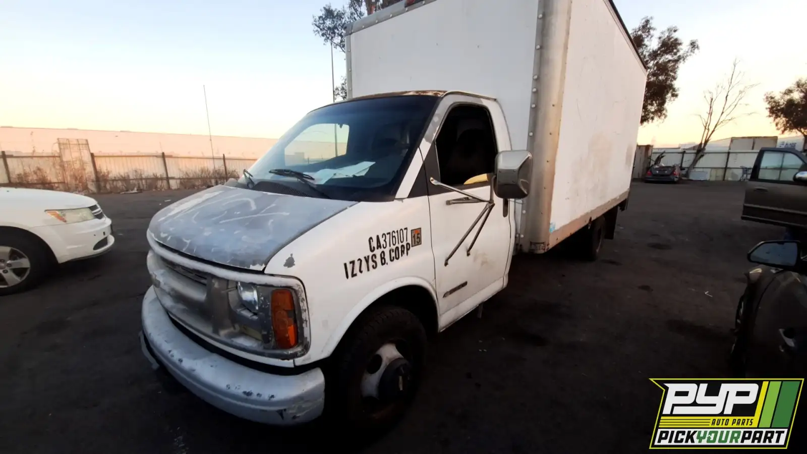 Photo of 2002 Chevrolet Express 3500