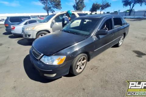 Photo of 2000 Toyota Avalon