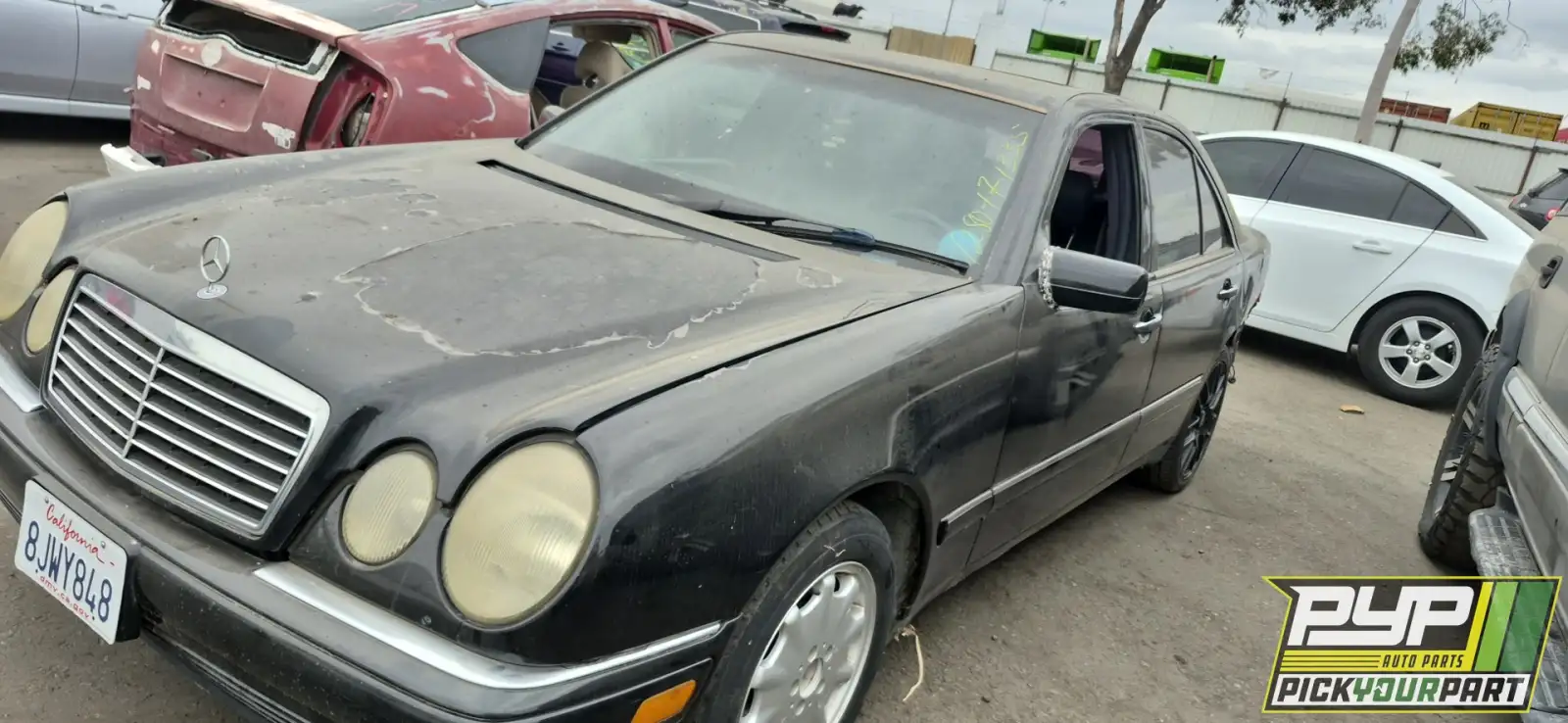 Photo of 1998 Mercedes-Benz E320