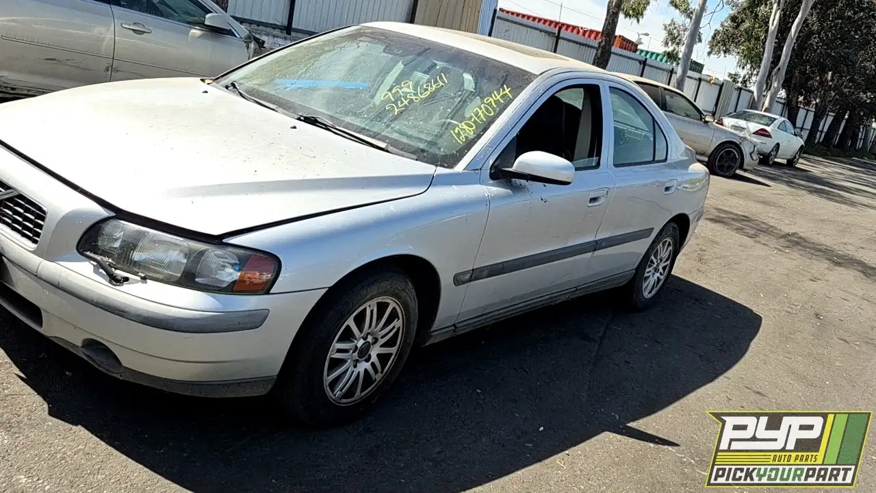 Photo of 2004 Volvo S60