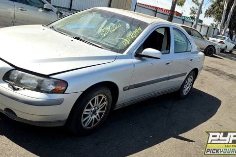 Photo of 2004 Volvo S60