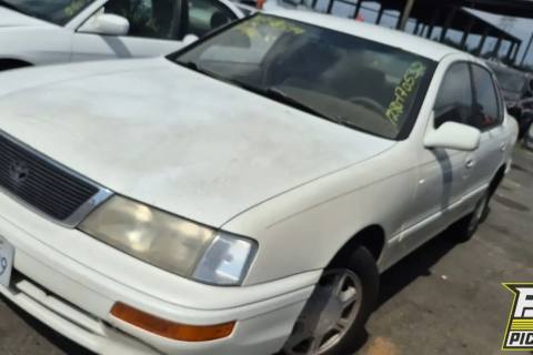 Photo of 1996 Toyota Avalon